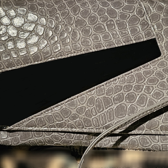 Slick Vintage Faux Croc Clutch/Shoulder Bag - Picture 5 of 10